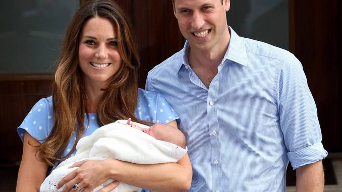 1AF61BDF000005DC-0-Prince_William_and_Kate_leave_the_Lindo_Wing_with_their_first_ch-a-6_1523974556709