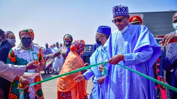 The-President-Major-General-Muhammadu-Buhari-during-the-inauguration-of-projects-in-Kaduna