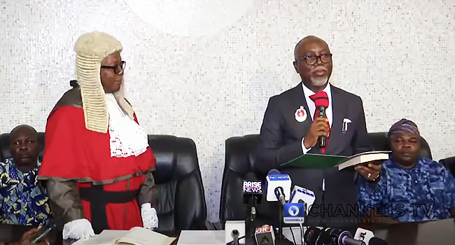 Ayedatiwa_Swearing_In