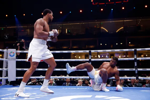 2024-03-09T003142Z_1280781000_UP1EK3901GSGC_RTRMADP_3_BOXING-HEAVYWEIGHT-JOSHUA-NGANNOU-1709947356