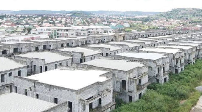 emefiele duplexes